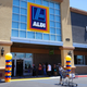 Image for article titled America’s Fastest-Growing Grocery Store Is Also the Cheapest